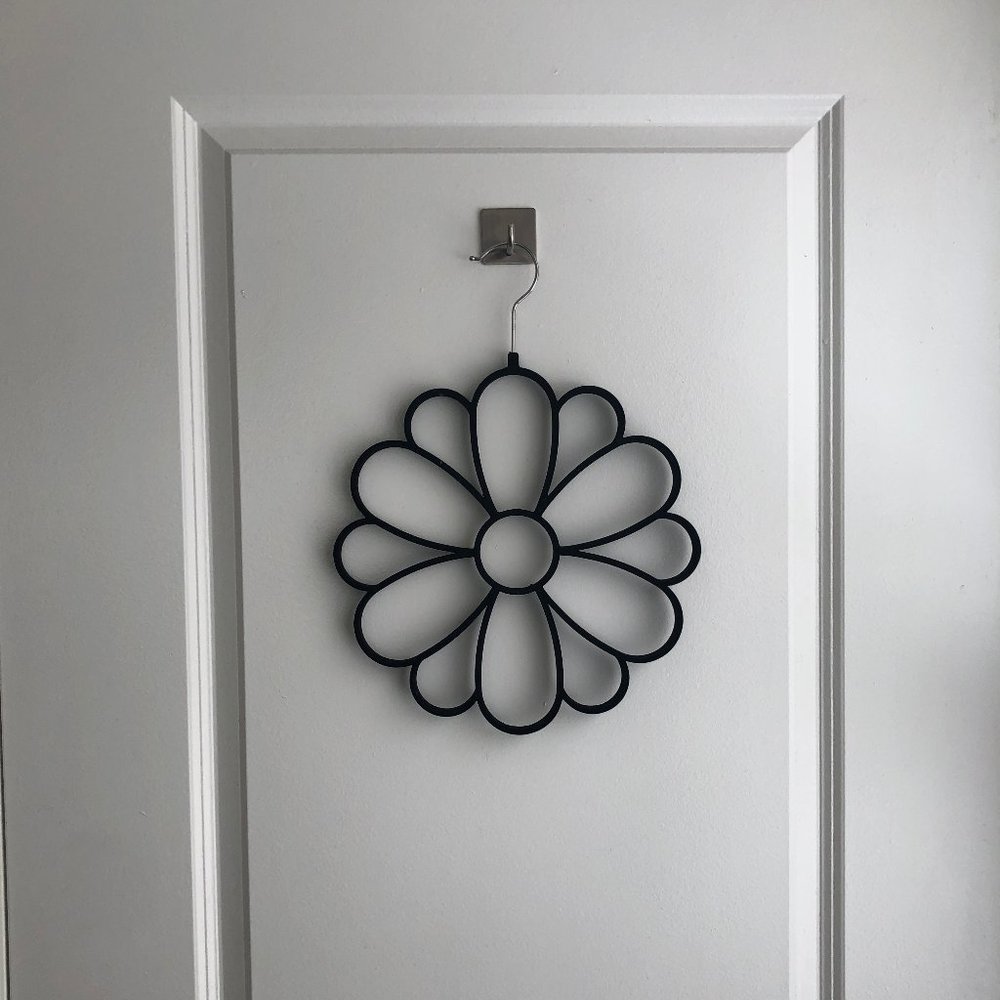 Flower Scarf/Belt Hanger
